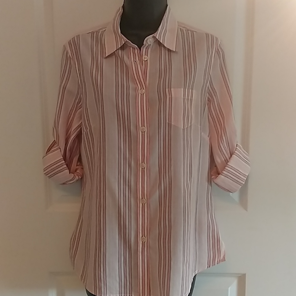 Gap striped boyfriend button down shirt